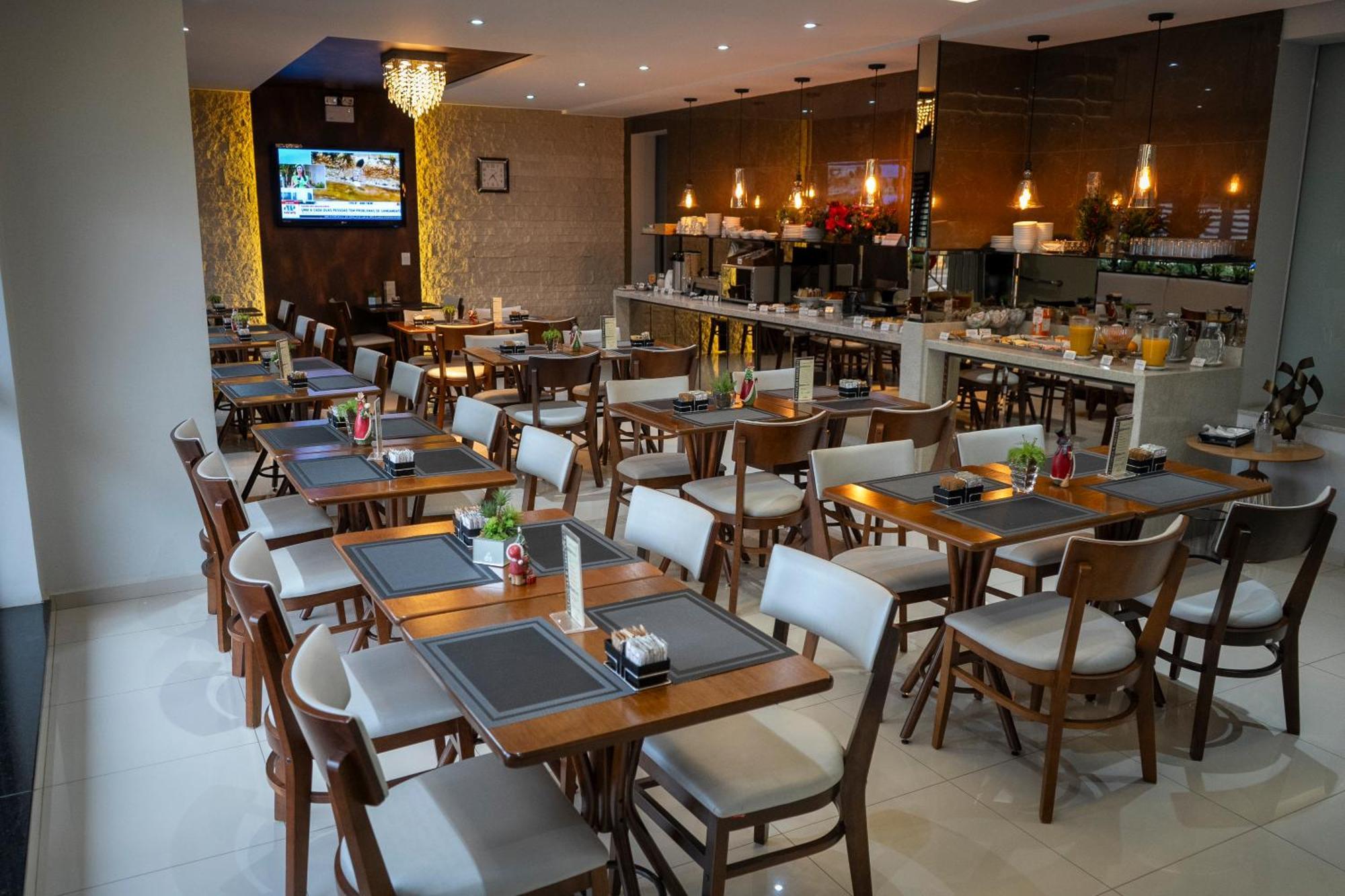 Adria Premium Hotel Гуарапуава Екстериор снимка
