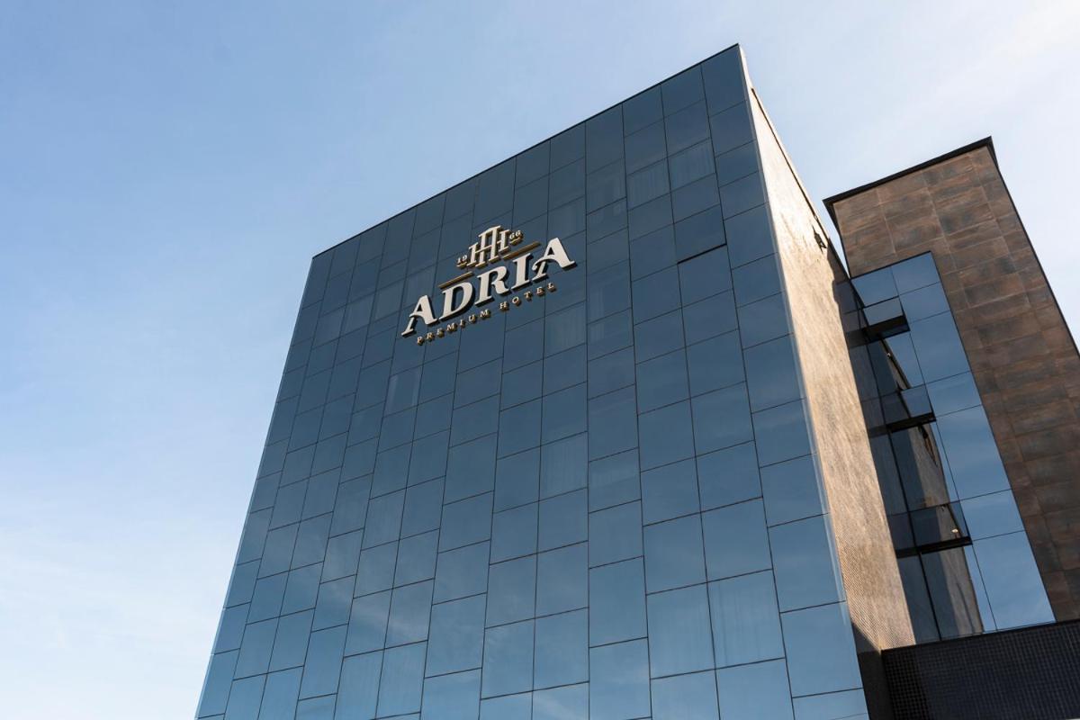 Adria Premium Hotel Гуарапуава Екстериор снимка