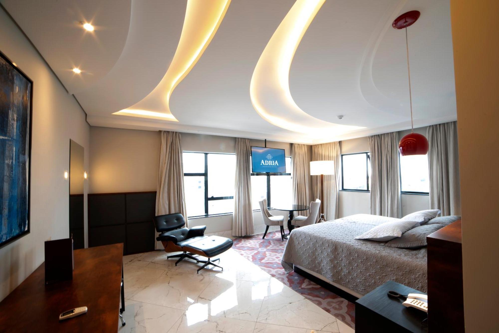 Adria Premium Hotel Гуарапуава Стая снимка